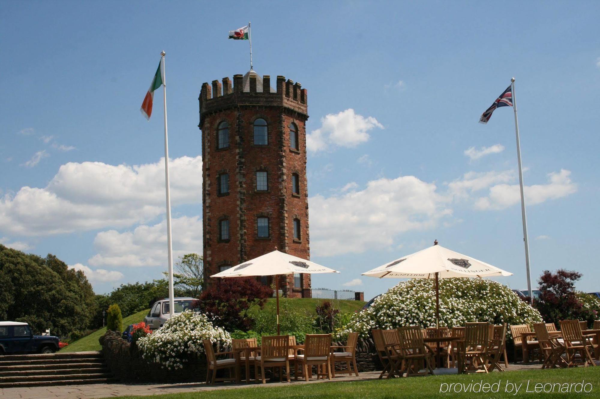 Towers Hotel&Spa Swansea Buitenkant foto