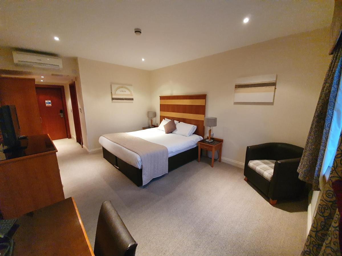 Towers Hotel&Spa Swansea Buitenkant foto